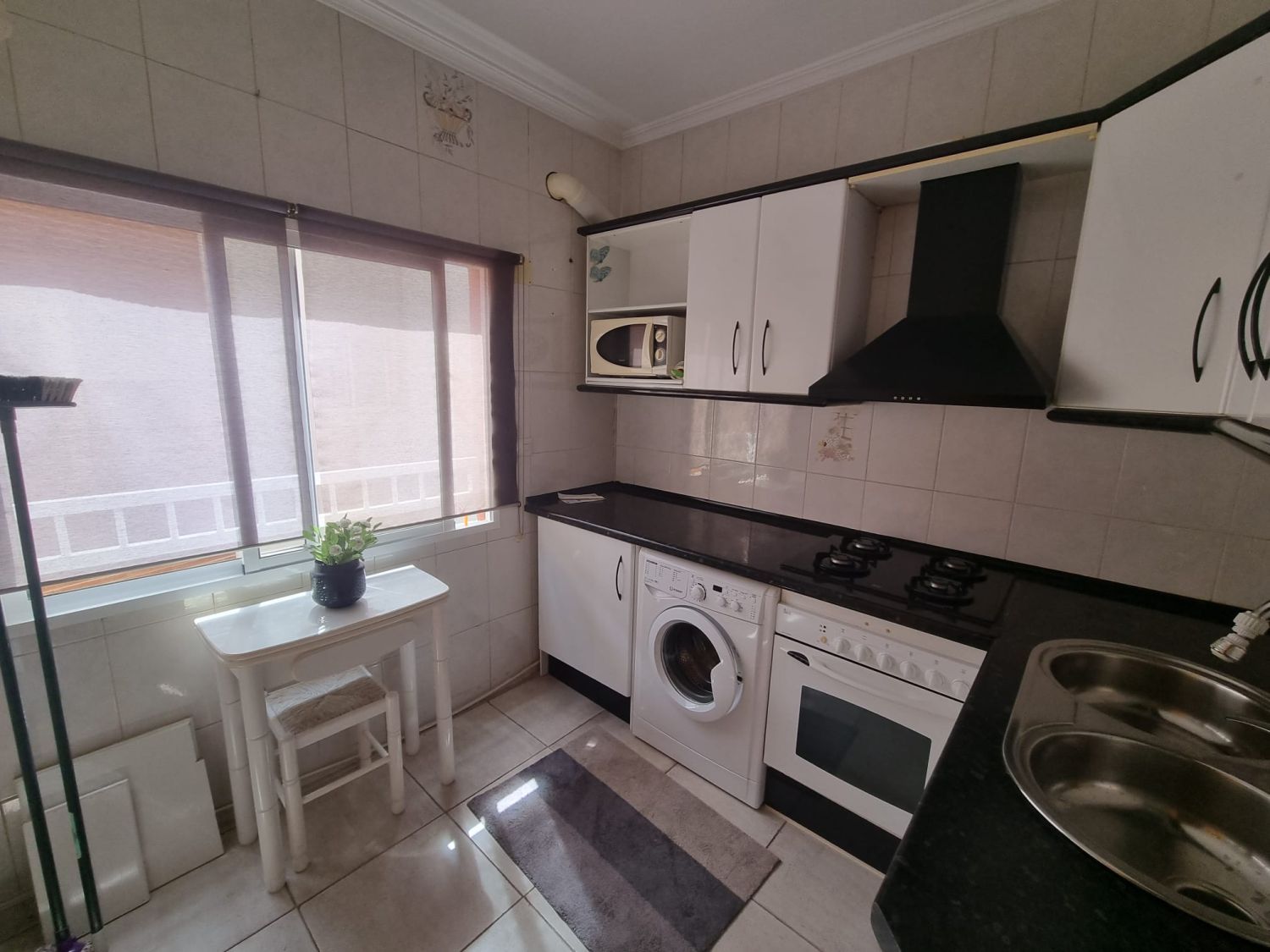 Cuina de Estudi en venda en Torremolinos amb Aire condicionat