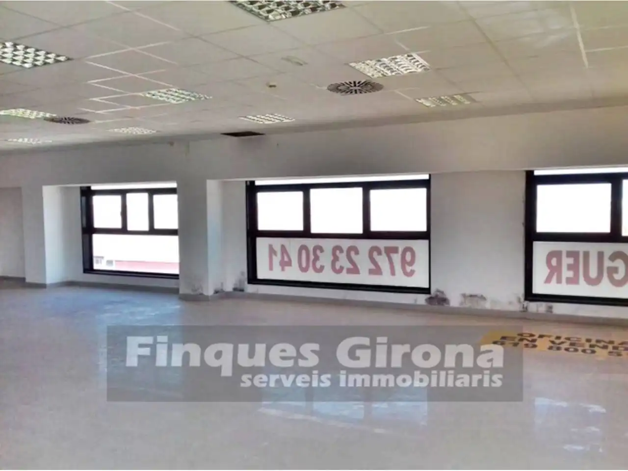 Oficina en venda en Celrà amb Aire condicionat