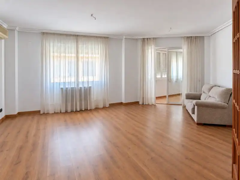 Appartamento con ascensore in vendita a Calle Uruguay 3, imagen 2