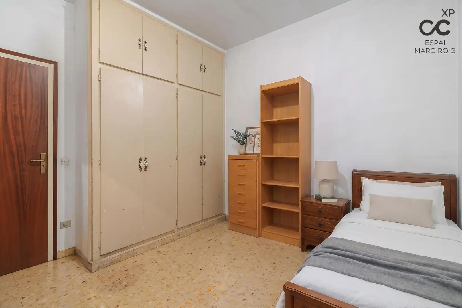Habitación de Finca rústica en venta en Castelló d'Empúries con Aire acondicionado, Calefacción y Jardín privado