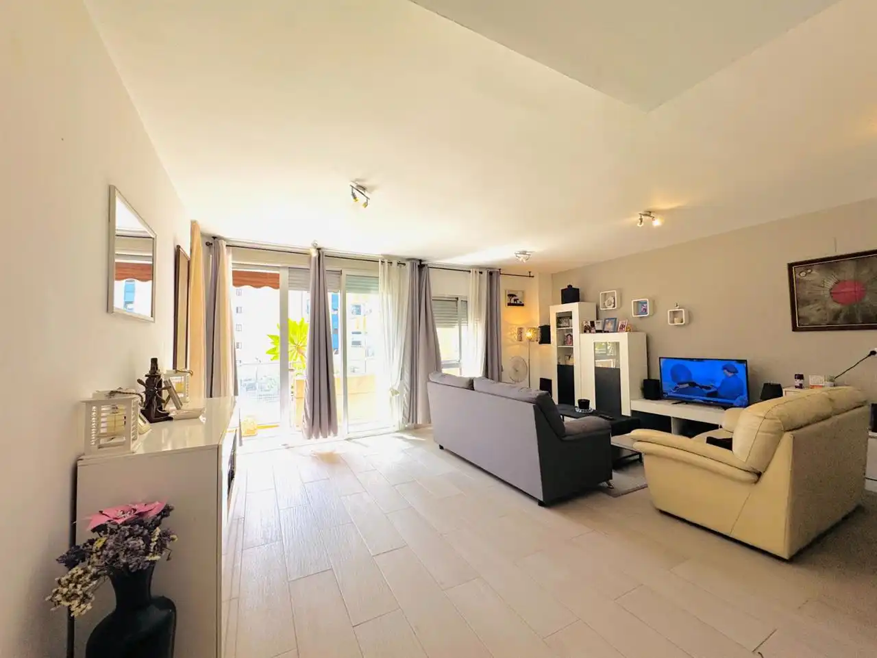 Sala de estar de Piso en venta en Villajoyosa / La Vila Joiosa con Aire acondicionado y Terraza