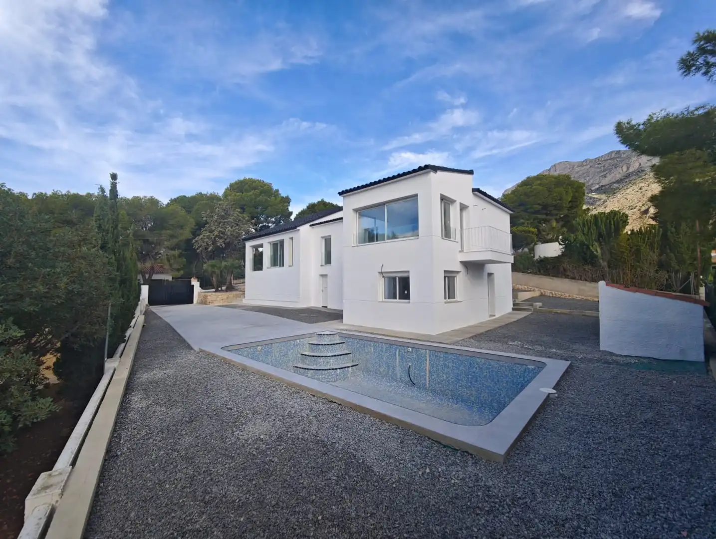 Vista exterior de Casa o chalet en venta en Altea con Jardín privado, Terraza y Piscina