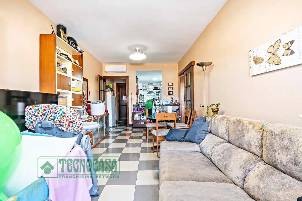 Sala de estar de Piso en venta en Roquetas de Mar