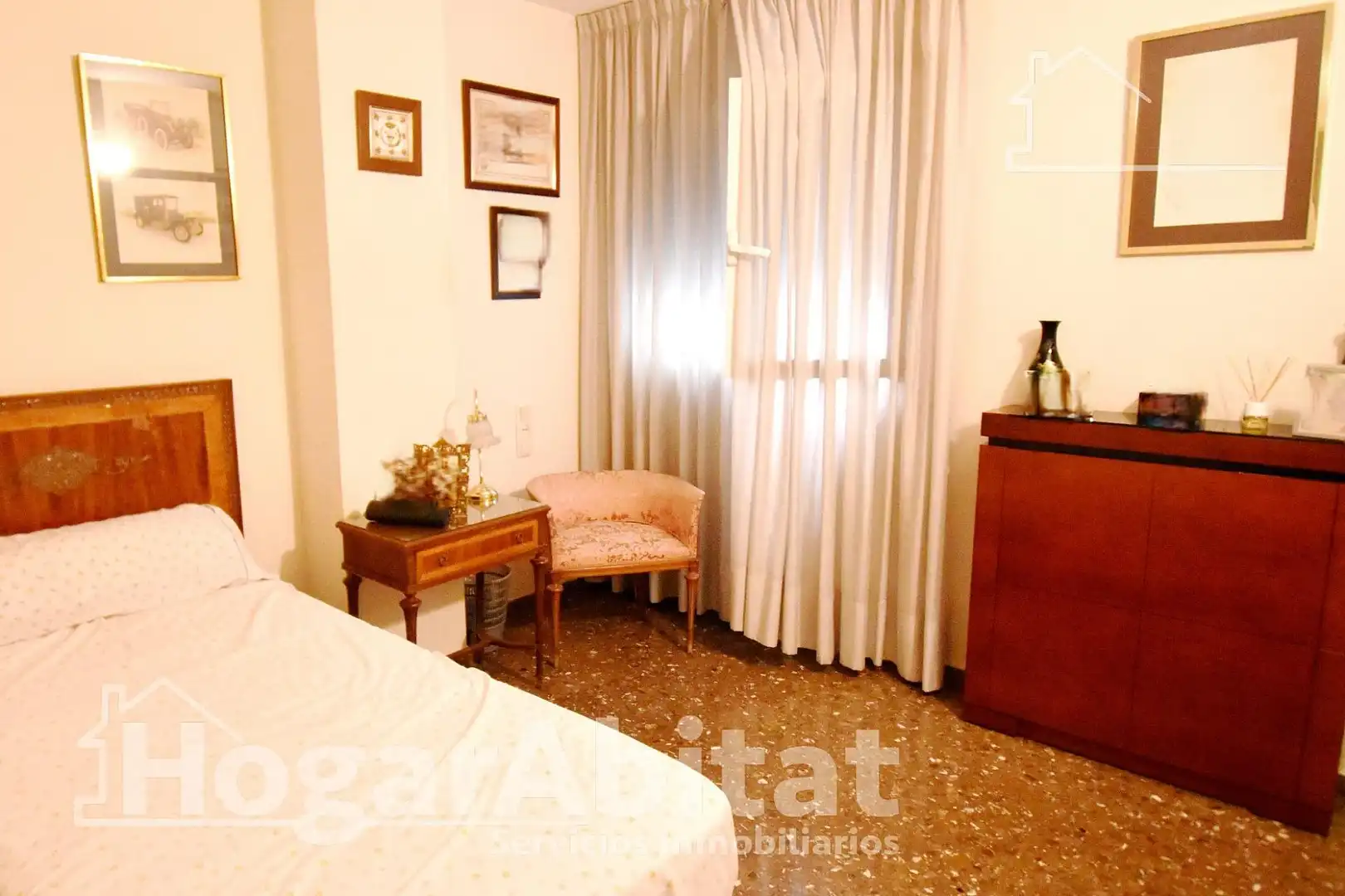 Habitación de Piso en venta en Valencia con Aire acondicionado, Calefacción y Terraza