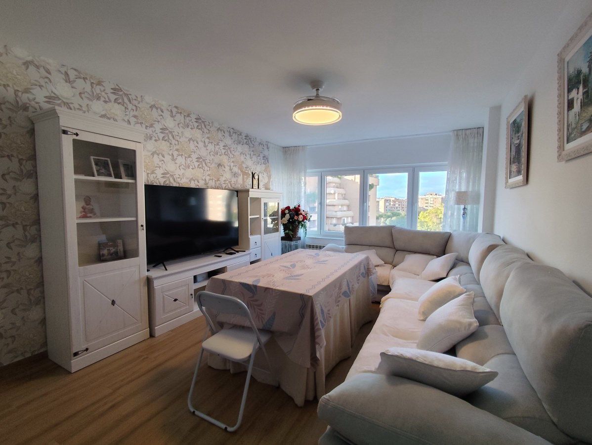 Sala d'estar de Pis en venda en  Granada Capital amb Traster