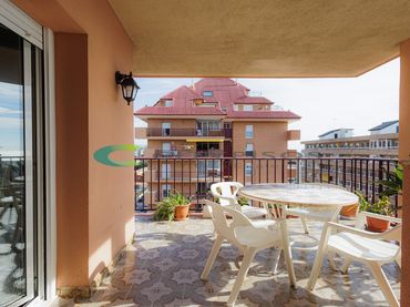 Piso con piscina en venta en Carrer Santa Maria
