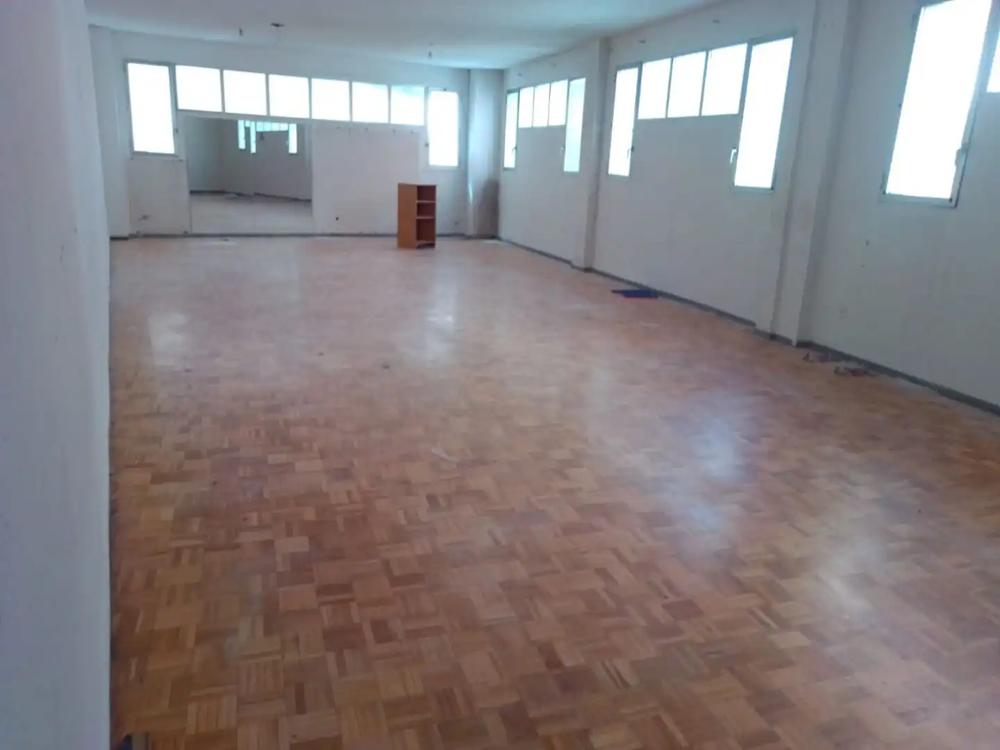 Local comercial de lloguer a Avenida de Portugal, imagen 2