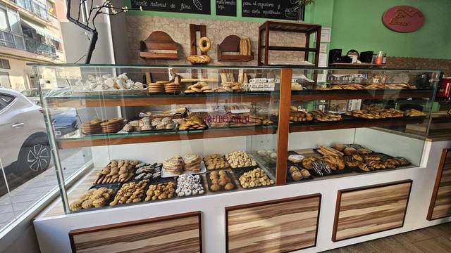 Local comercial en Alquiler en  CRUZ DEL SUR en Florida Alta