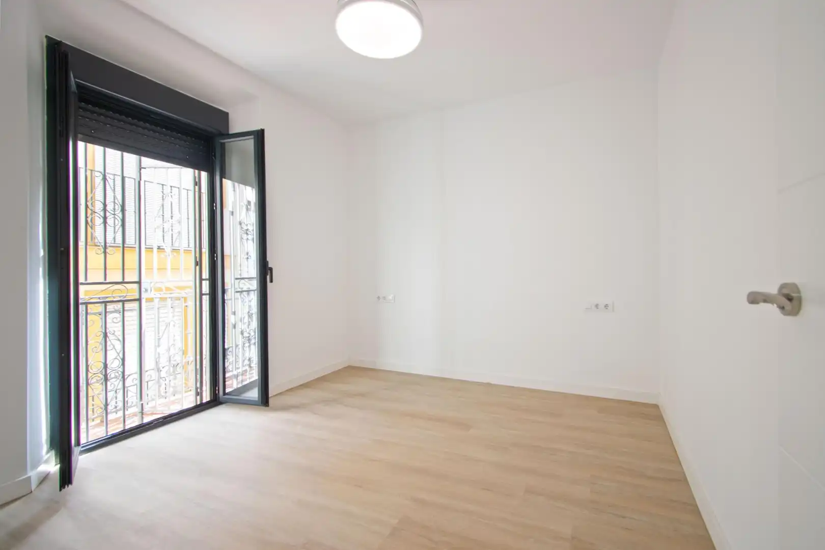 Piso con terraza en venta en Casco Antiguo, imagen 3