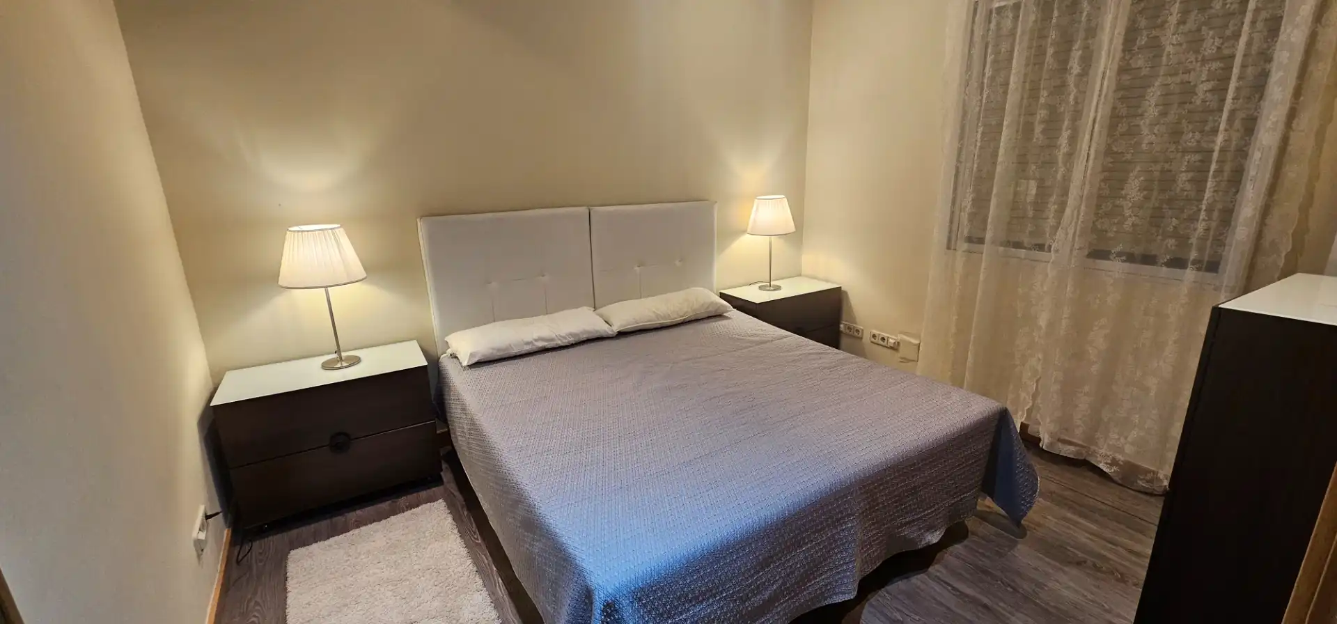 Bedroom of Flat for rent in Madrid  with Air Conditioner, Heating and Furnished