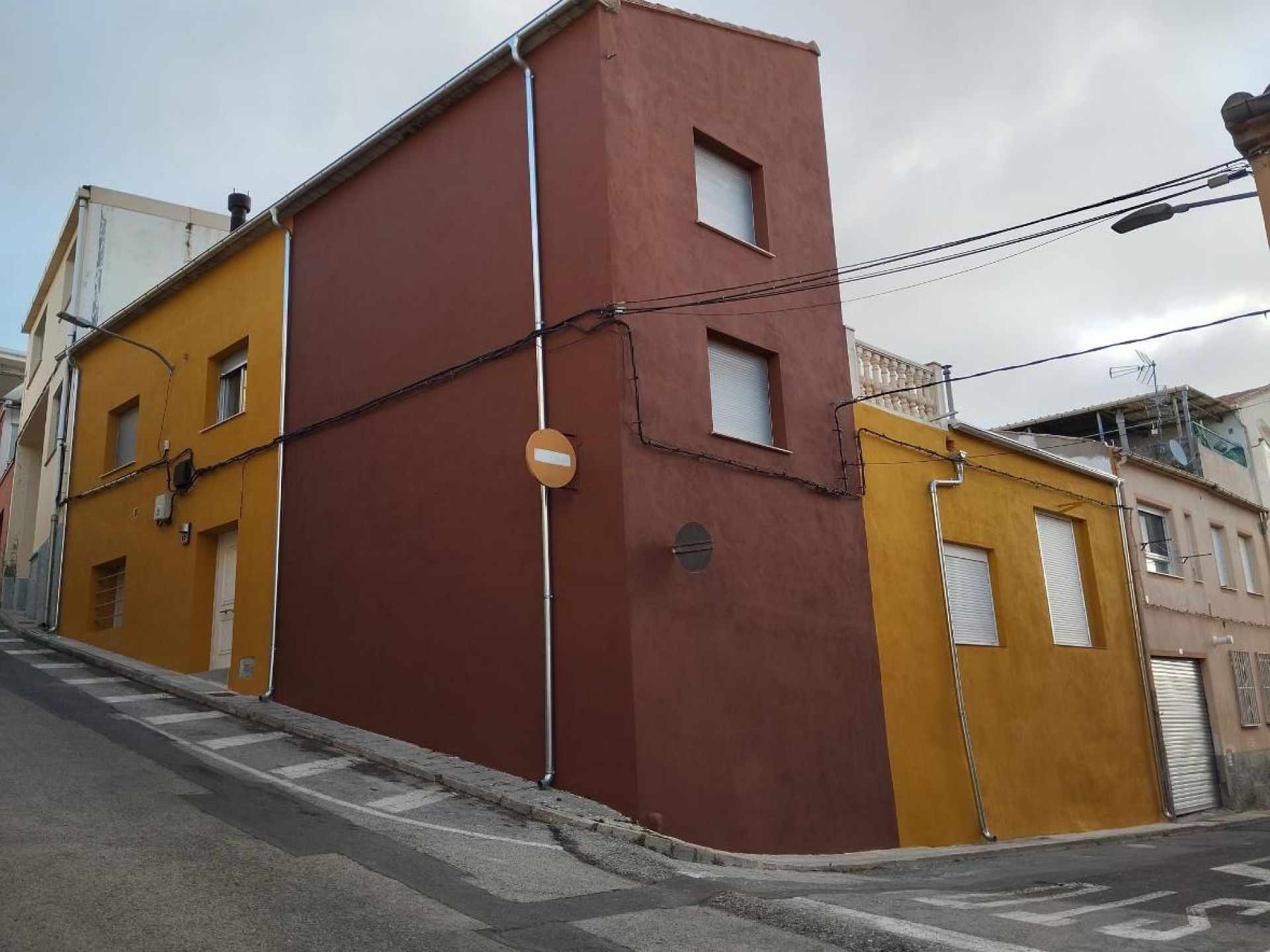 Exterior view of Single-family semi-detached for sale in Banyeres de Mariola  with Terrace
