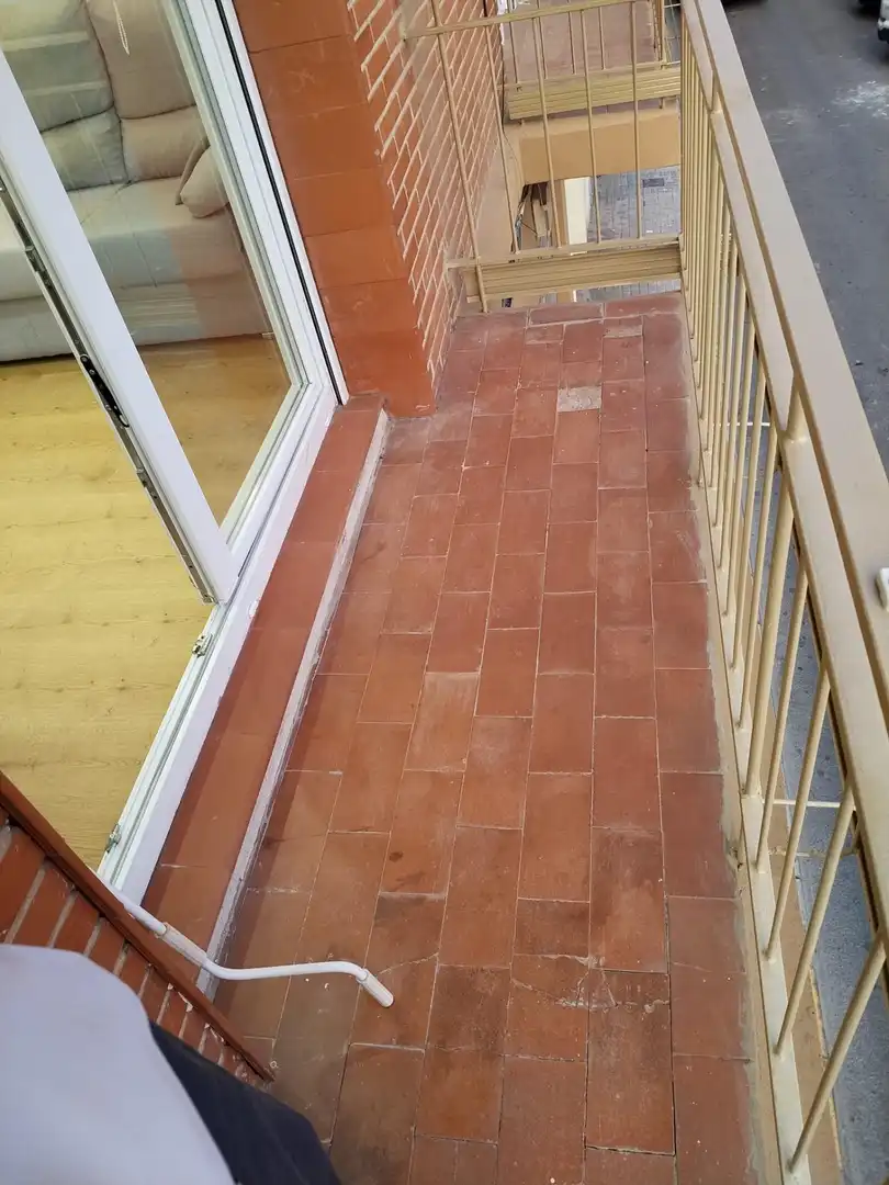 Wohnung zur Miete in Moncada mit Klimaanlage, Terrasse und Möbliert