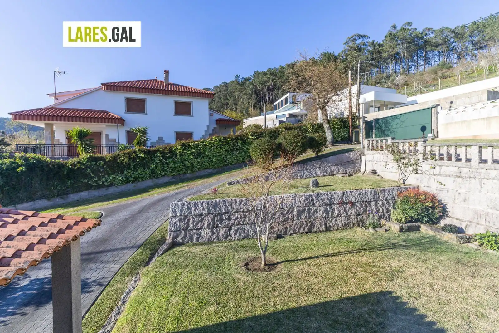 Vista exterior de Casa o chalet en venta en Cangas  con Calefacción y Trastero