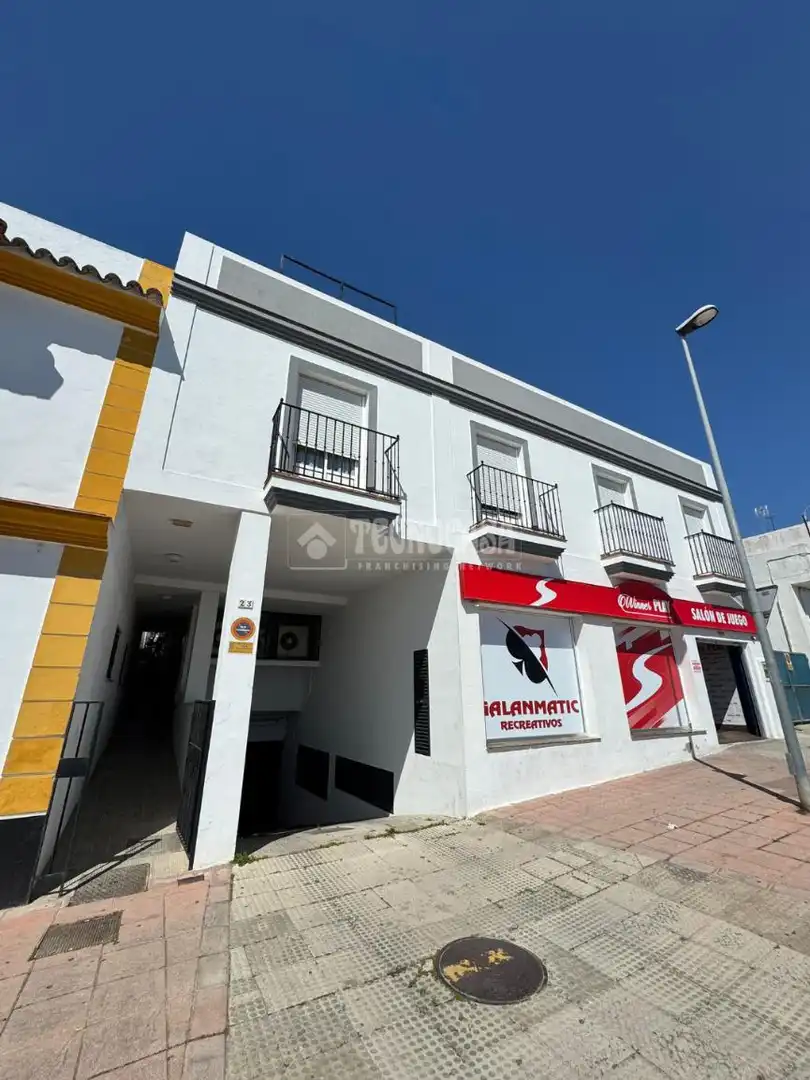 Exterior view of Flat for sale in Arcos de la Frontera  with Air Conditioner and Furnished
