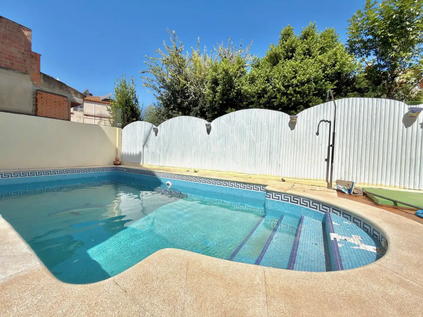 Swimming pool of Houses for sale in Gines, Sevilla