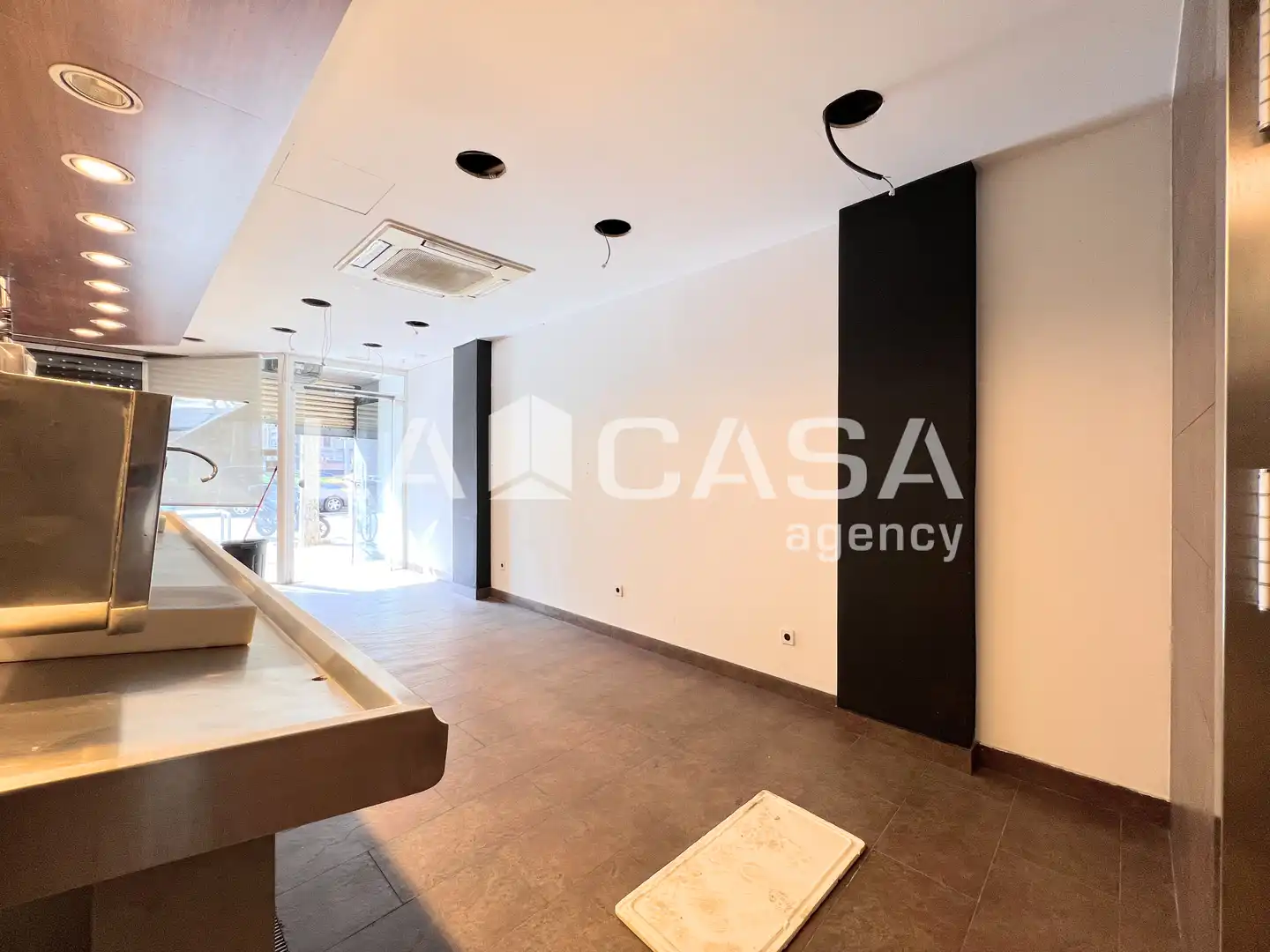 Business premises for sale in Sant Martí, imagen 2