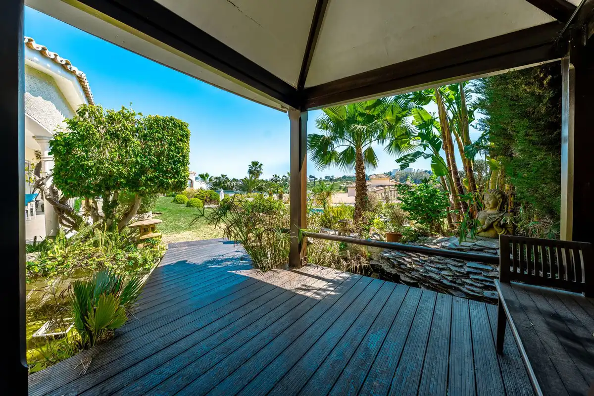 Villa mit Pool zum Verkauf in El Paraíso, imagen 12