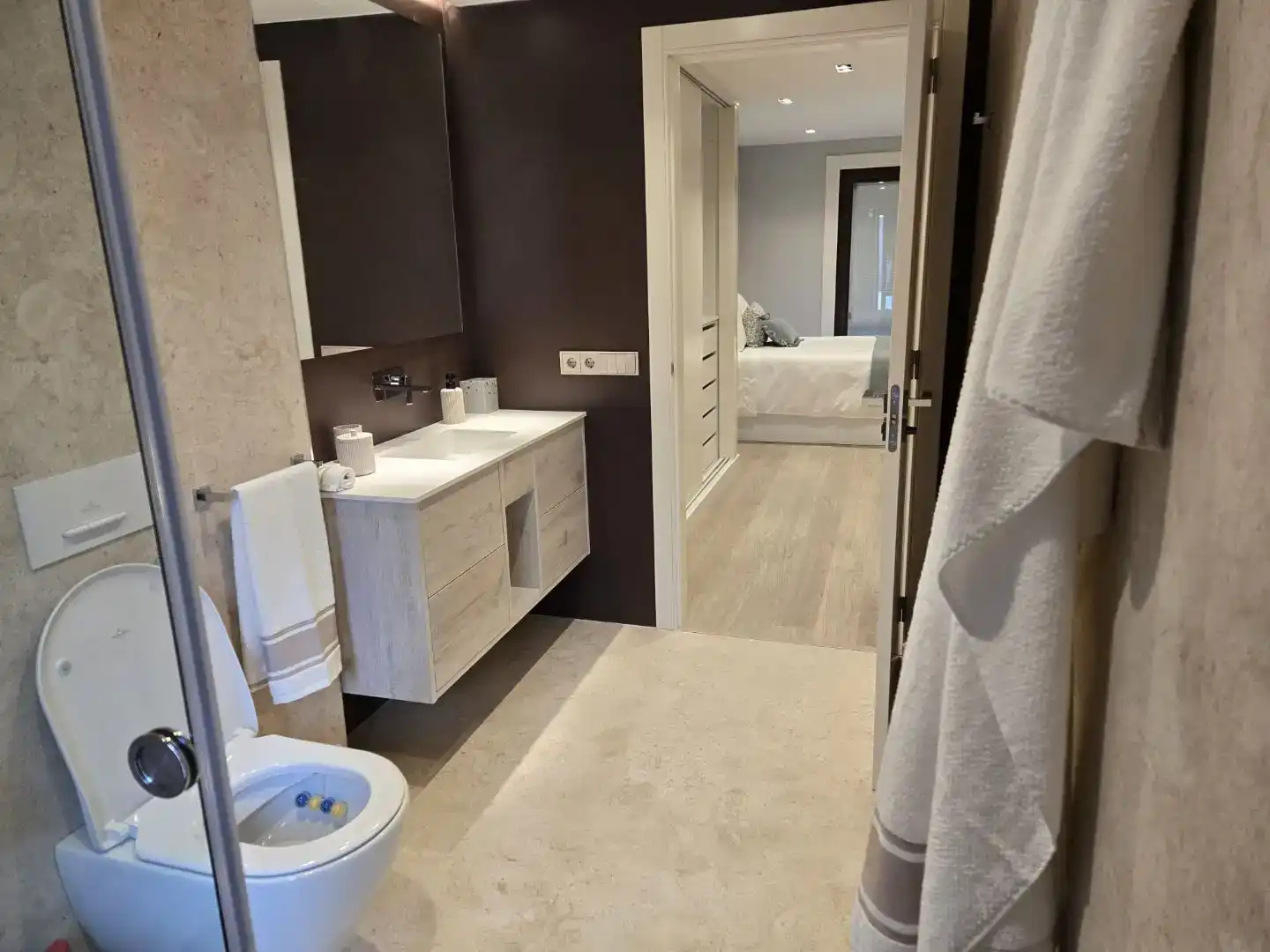 Baño de Piso de alquiler en Campus Norte - San Caetano