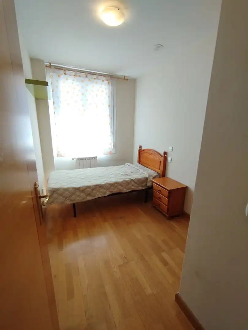 Habitación de Piso en venta en Ávila con Calefacción, Terraza y Trastero