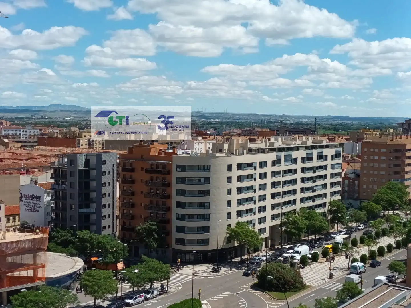 Vista exterior de Piso en venta en Zaragoza
