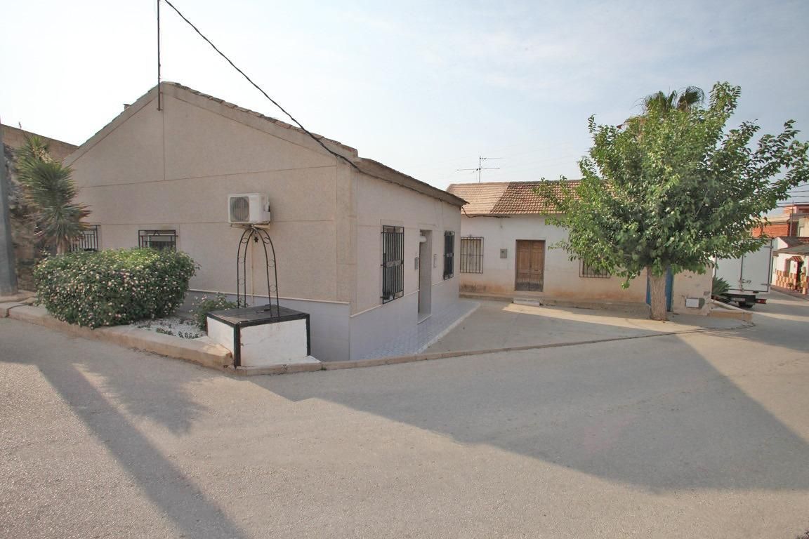 Exterior view of House or chalet for sale in Orihuela  with Private garden and Terrace