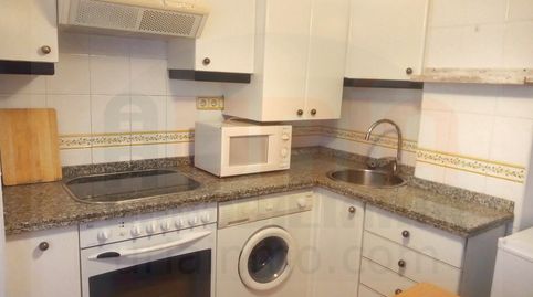 Foto 2 de Apartamento de alquiler en N/a, 14, Salesas - Foncalada - Campoamor, Oviedo