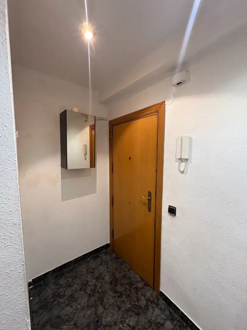 Piso con terraza en venta en Ronda de Sant Antoni de Llefià, imagen 4