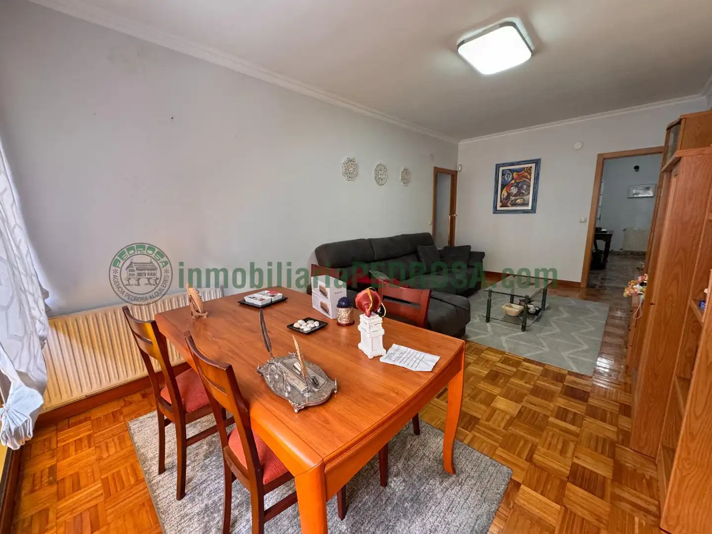 Sala d'estar de Pis en venda en Pontevedra Capital  amb Calefacció