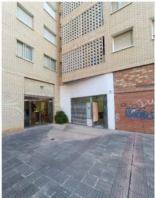 Locale commerciale in vendita a CELSO EMILIO FERREIRO, imagen 2