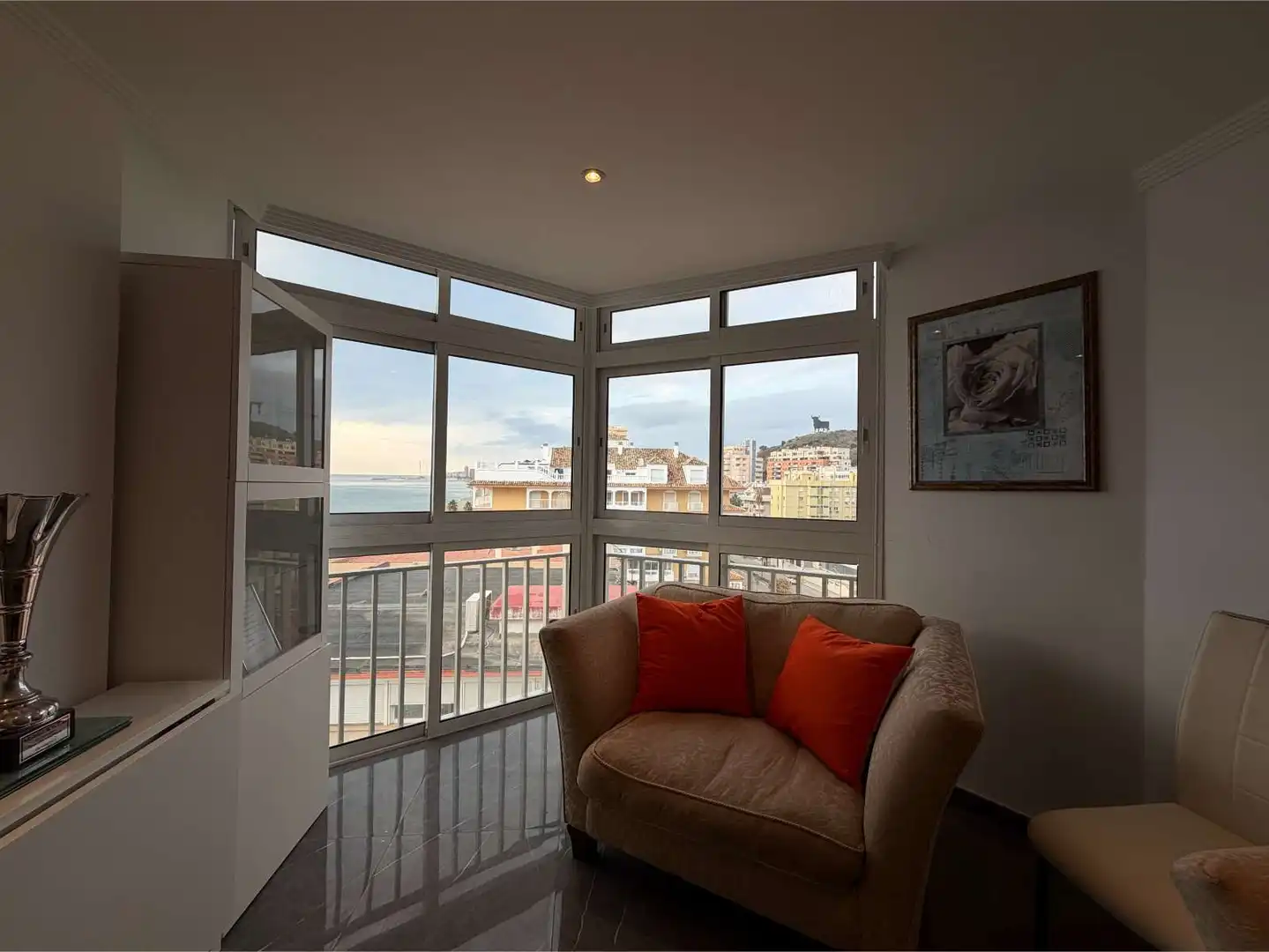Terraza de Piso en venta en Fuengirola con Terraza, Amueblado y Piscina comunitaria
