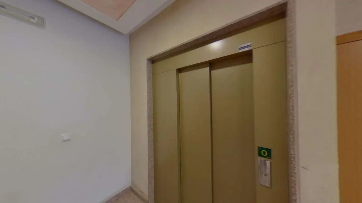 Flat for sale in Murcia  with Alarm