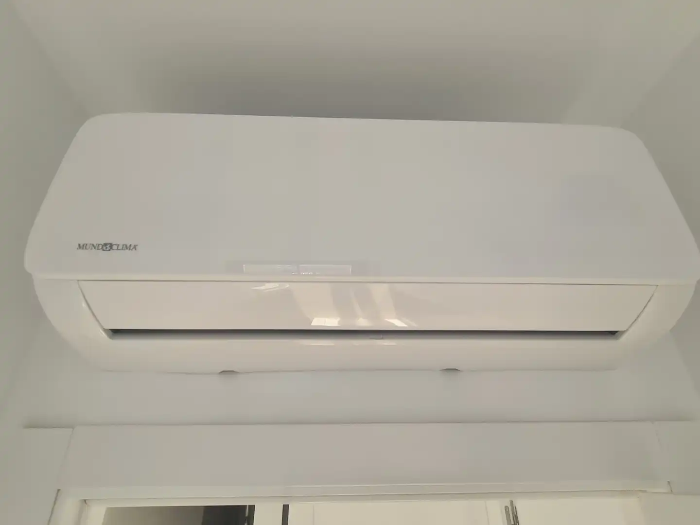 Vista exterior de Ático en venta en Sevilla con Aire acondicionado, Calefacción y Terraza