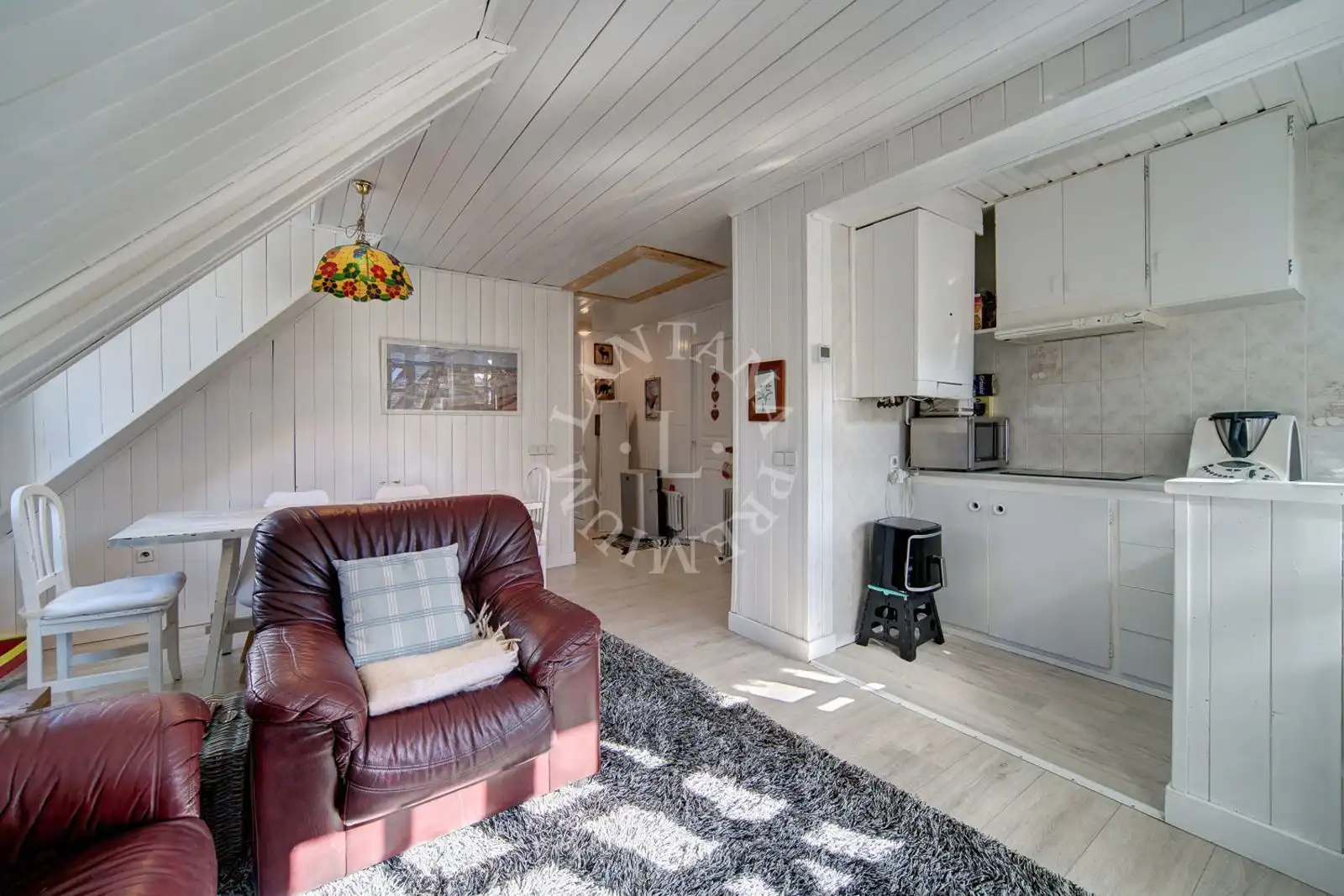 Living room of Houses for sale in Naut Aran  with Storage room