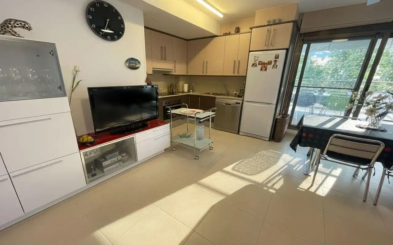 Penthouse with pool for sale in Avinguda Catalunya, imagen 4
