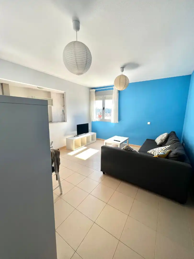 Sala d'estar de Pis en venda en Almería amb Traster