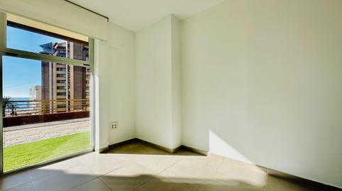 Foto 4 de Oficina de alquiler en  Vigo, Playa Poniente, Benidorm