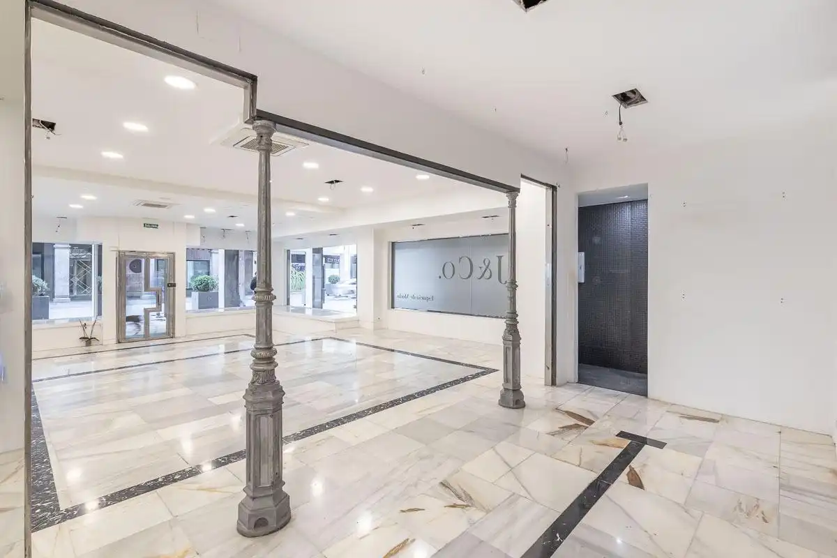 Local comercial de lloguer a Centro, imagen 6