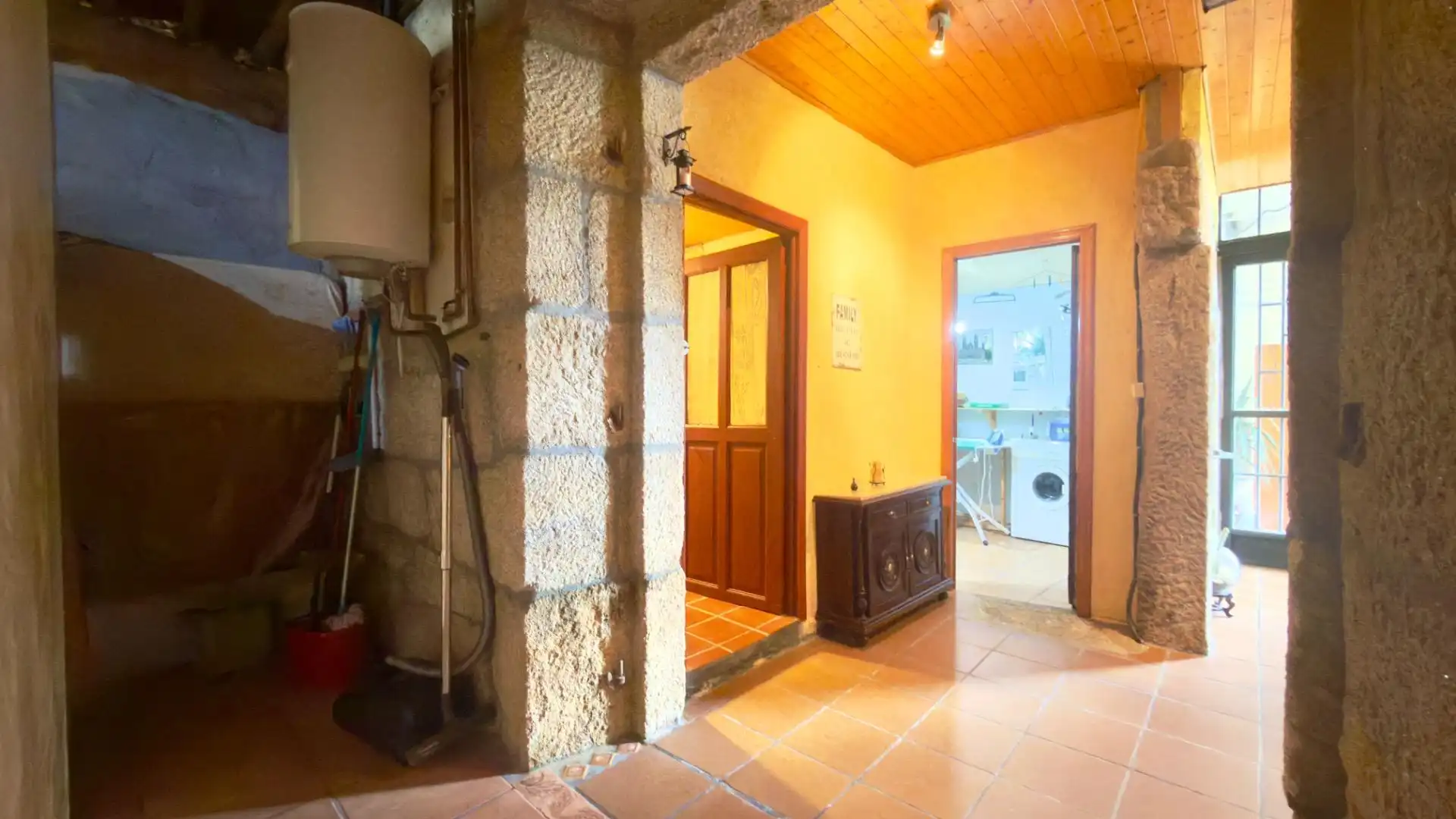 Casa con terraza en venta en Amoeiro, imagen 20