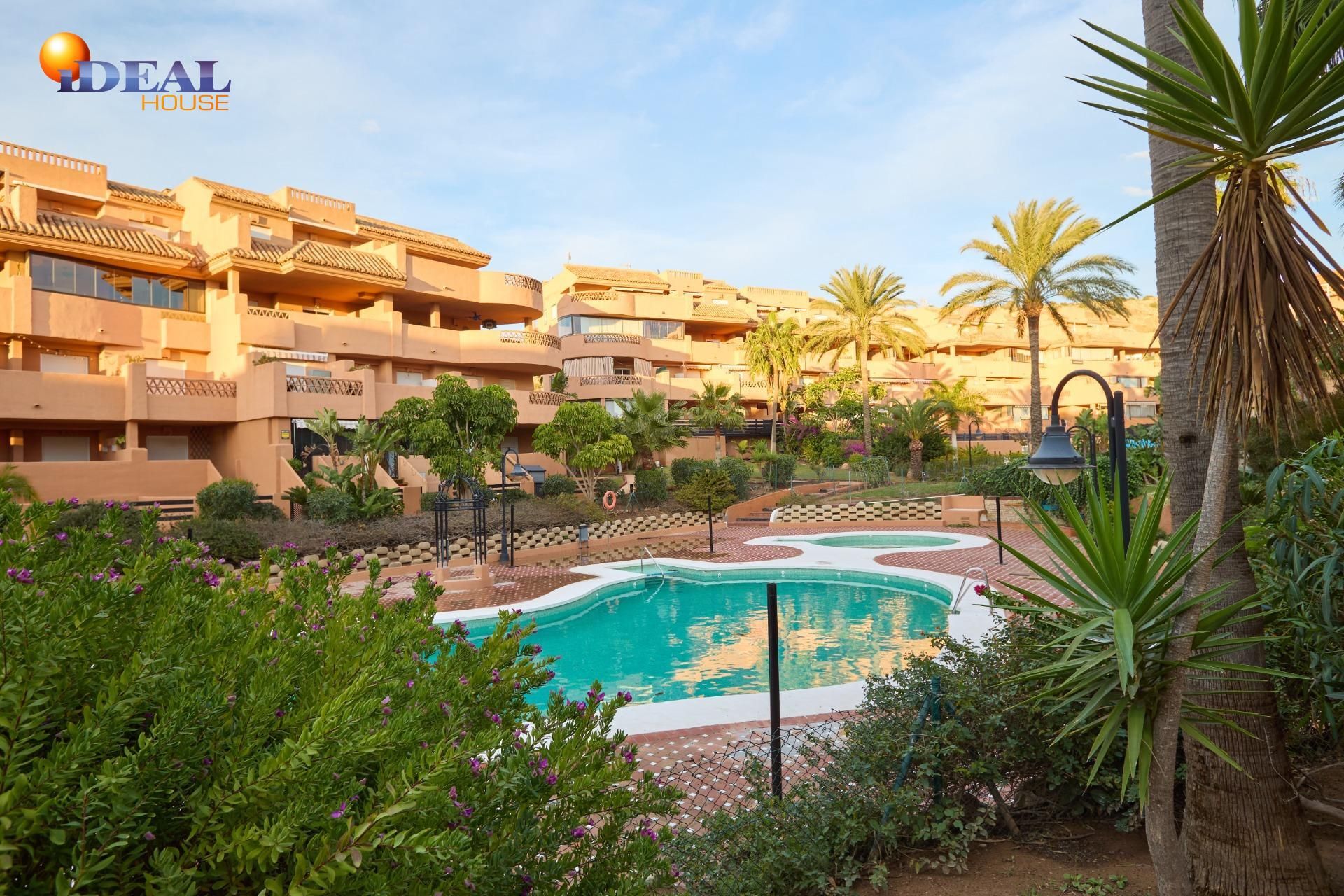 Jardí de Pis en venda en El Ejido amb Aire condicionat, Jardí privat i Terrassa