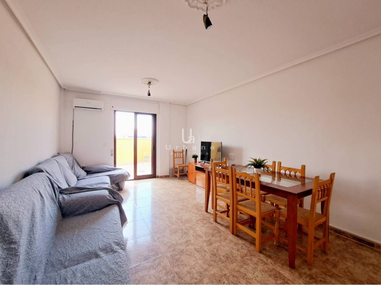 Sala d'estar de Àtic en venda en Pilar de la Horadada amb Aire condicionat i Terrassa