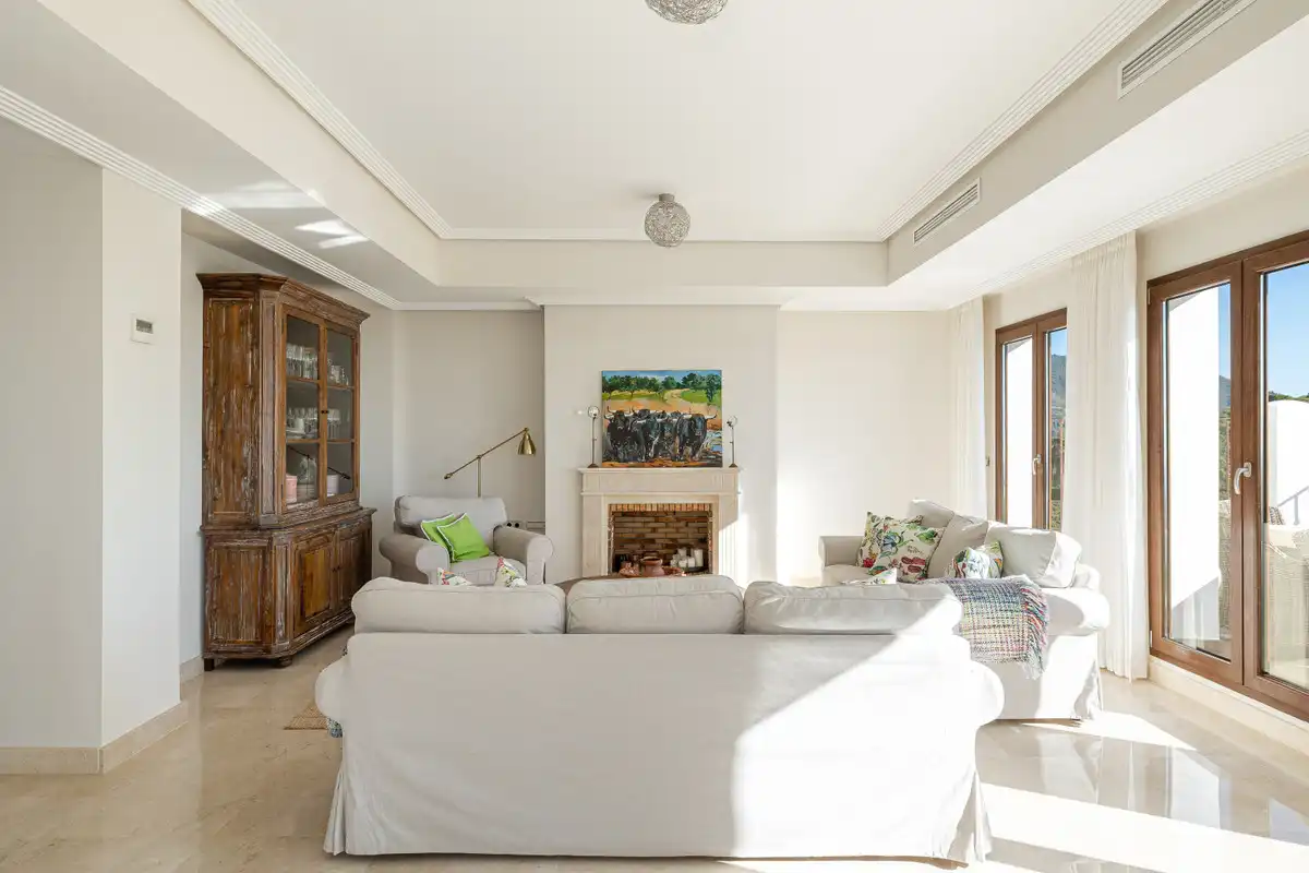 Casa con piscina en venta en Benahavís pueblo, imagen 9