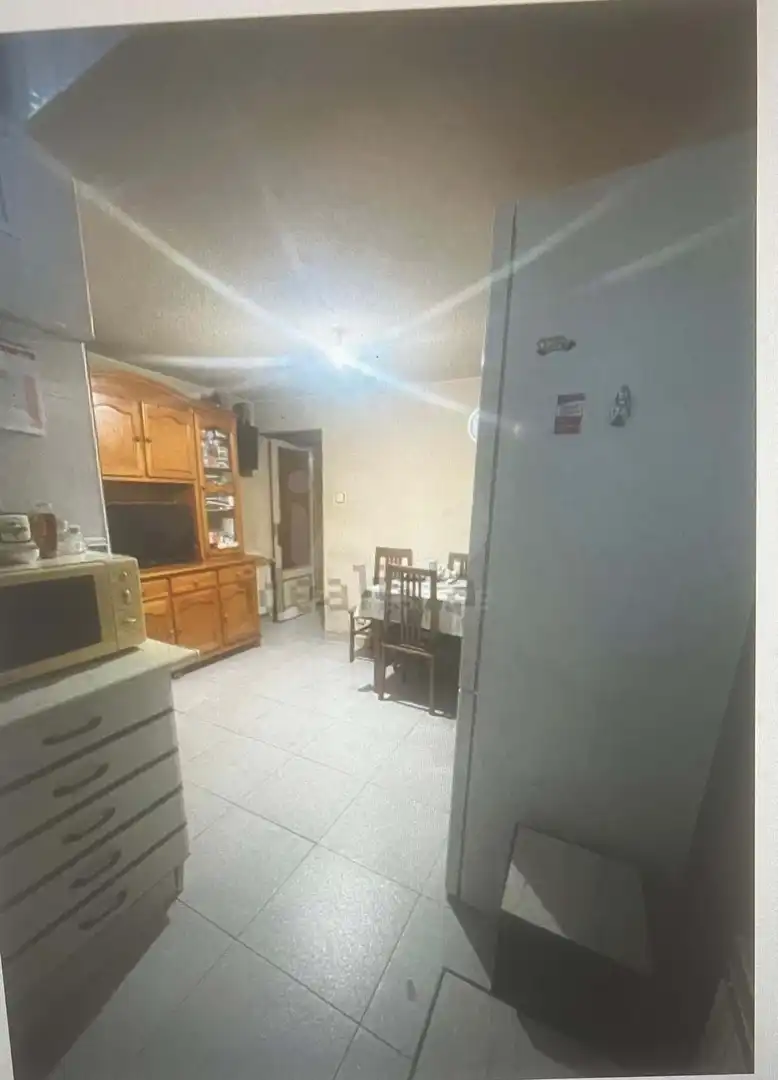 Cuina de Casa adosada en venda en Madrid
