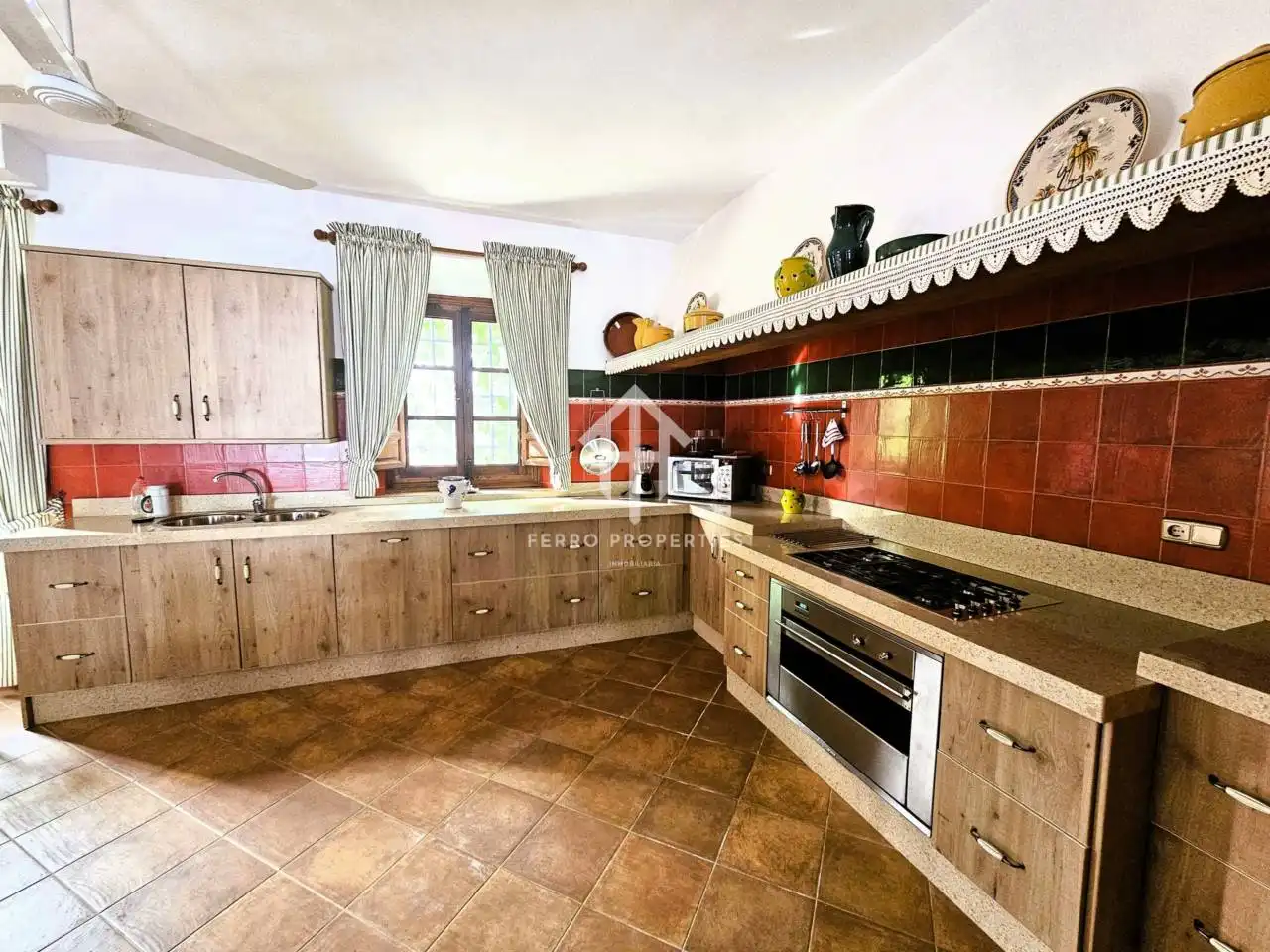 Kitchen of Houses for sale in Villanueva de Tapia  with Air Conditioner, Heating and Private garden