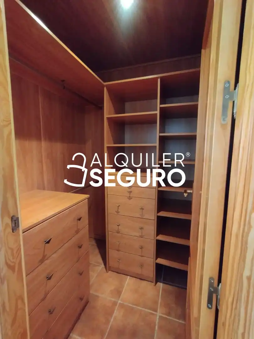 Piso de alquiler en Mijas con Terraza y Amueblado