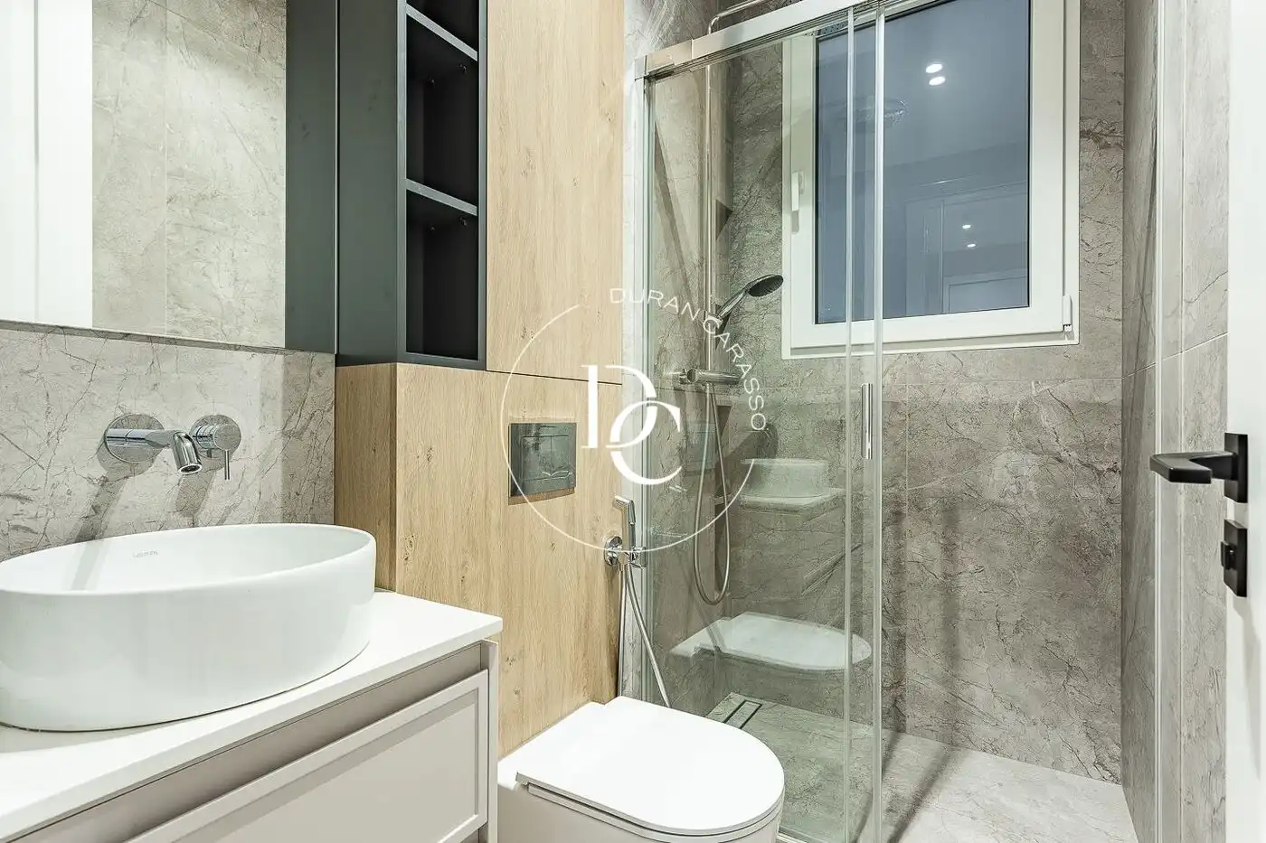 Piso con terraza en venta en Carrer de València, imagen 41