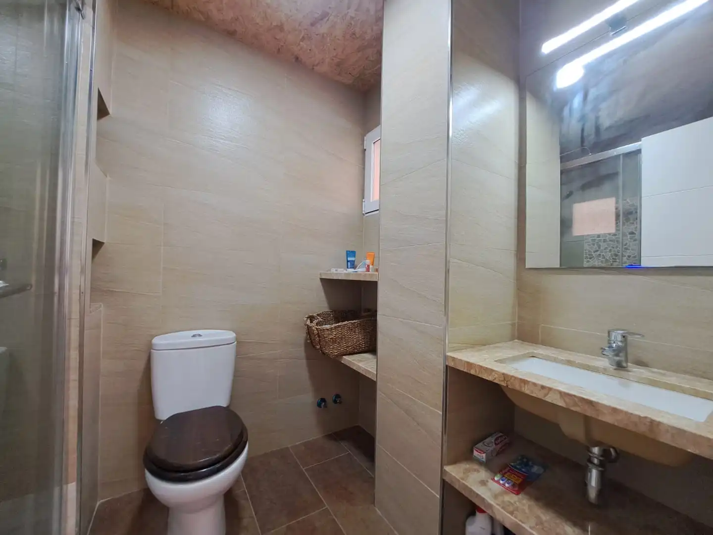 Baño de Piso en venta en Cartagena con Aire acondicionado, Calefacción y Parquet