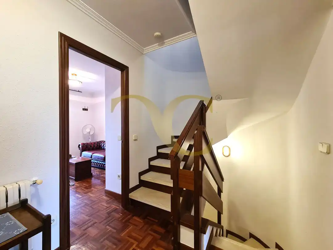 Casa adosada en venta en Ribadesella con Calefacción, Trastero y Amueblado