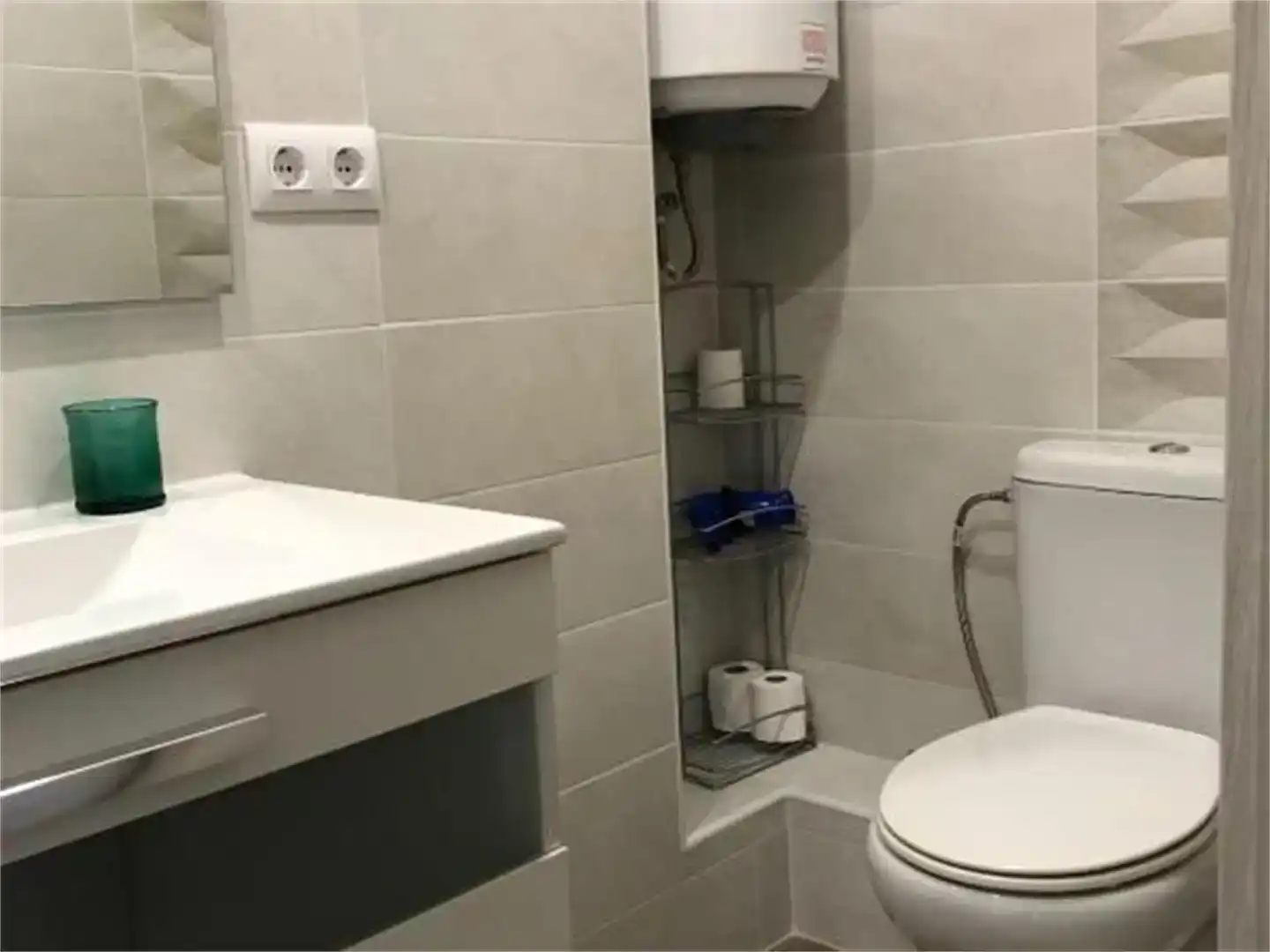 Baño de Piso en venta en Dénia con Aire acondicionado y Balcón