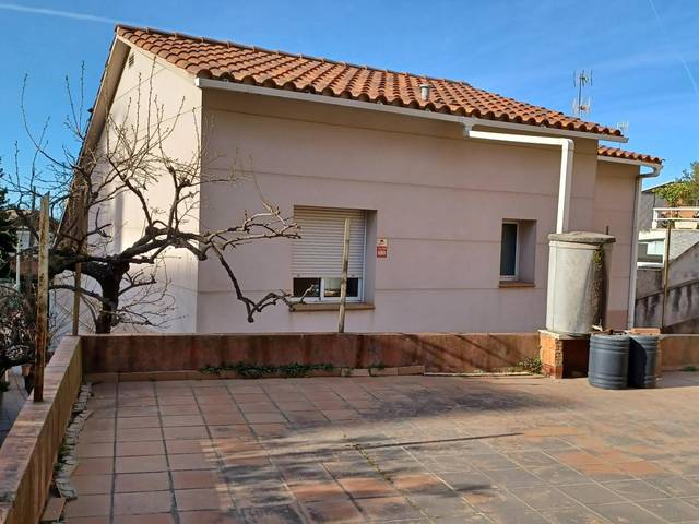 Casa-chalet en Venta en La Miranda