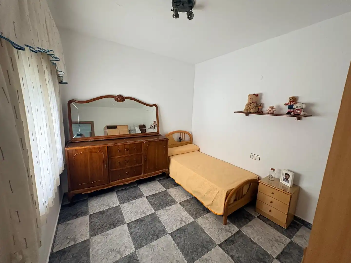 Schlafzimmer von Wohnung zum Verkauf in Almansa mit Heizung, Terrasse und Abstellraum